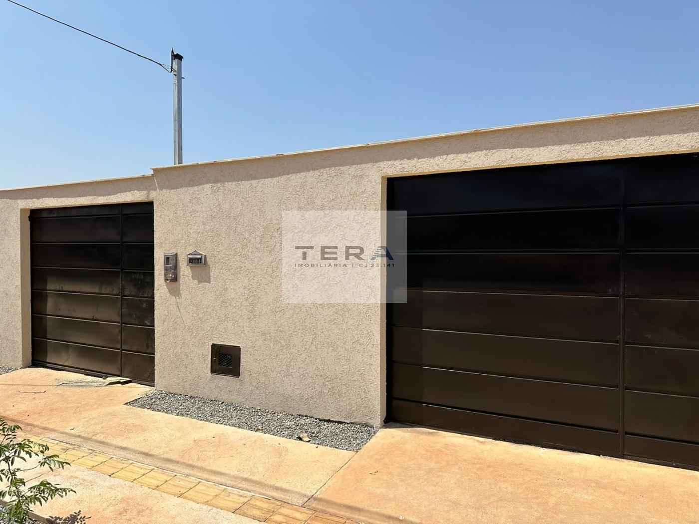 Casa à venda com 2 quartos, 93m² - Foto 1