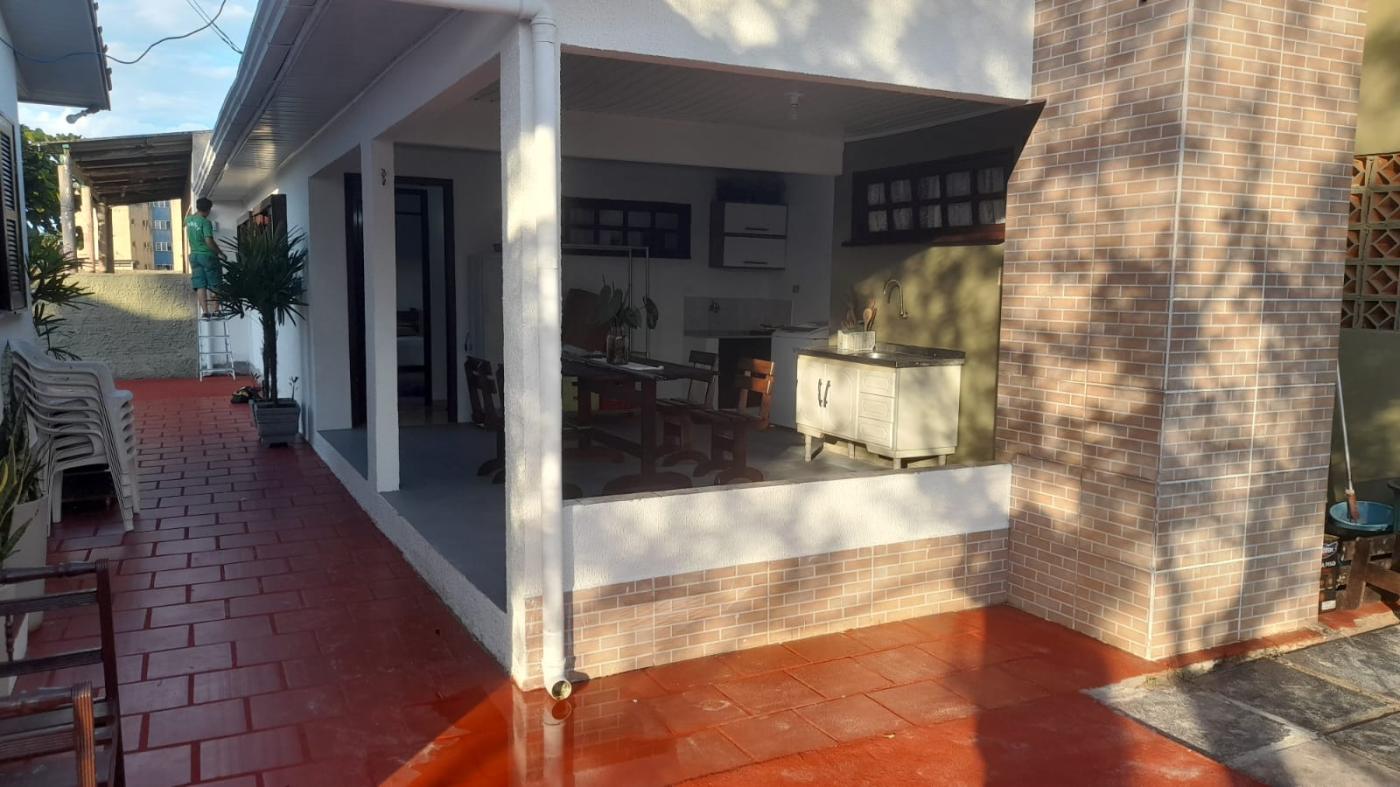 Casa para alugar com 2 quartos, 140m² - Foto 8