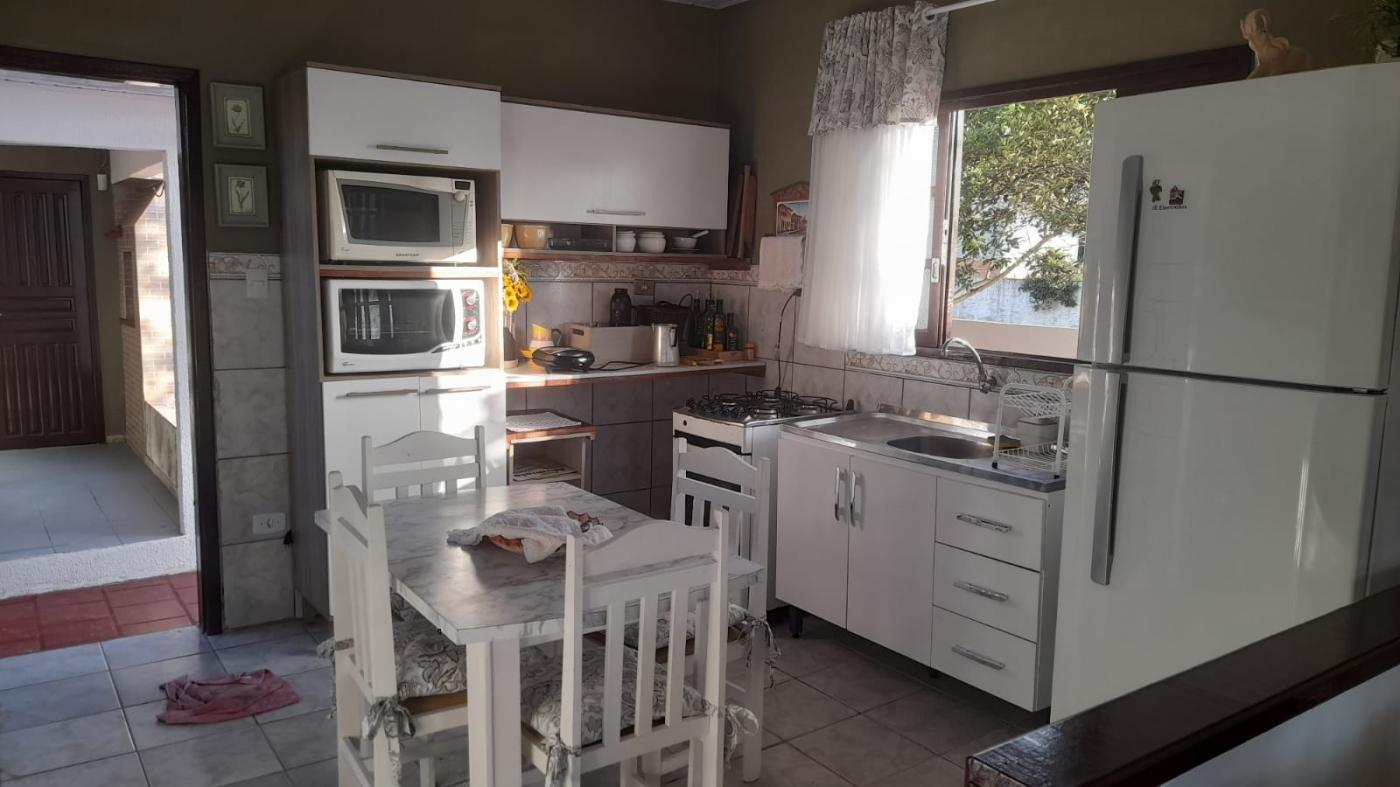 Casa para alugar com 2 quartos, 140m² - Foto 11