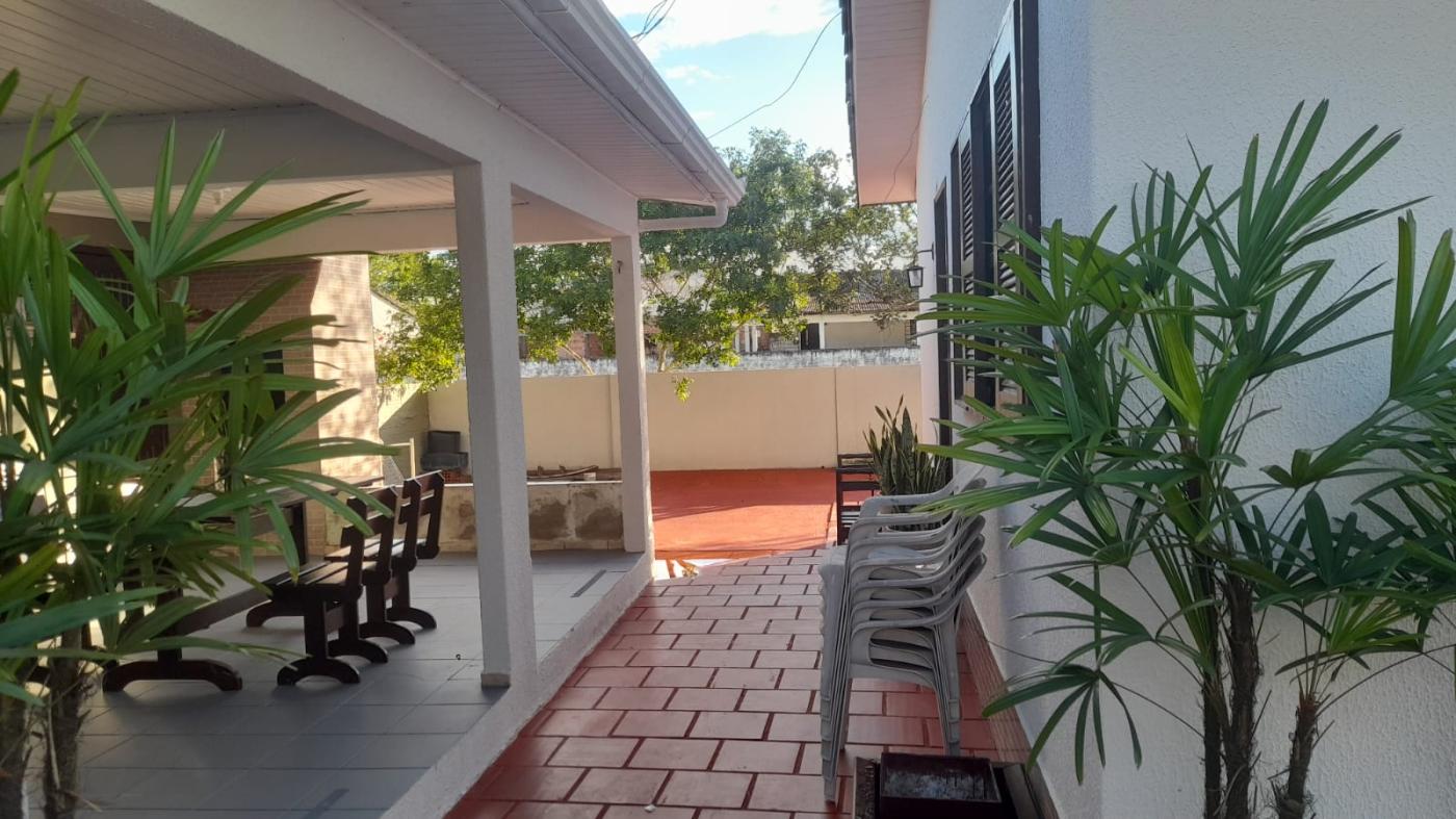 Casa para alugar com 2 quartos, 140m² - Foto 13
