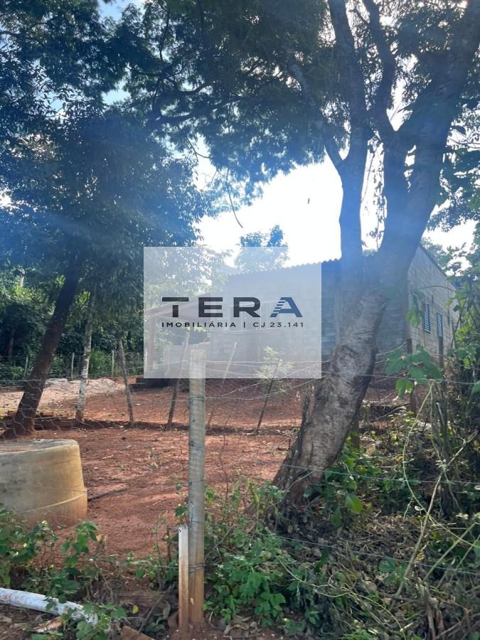 Casa à venda com 4 quartos, 80m² - Foto 4