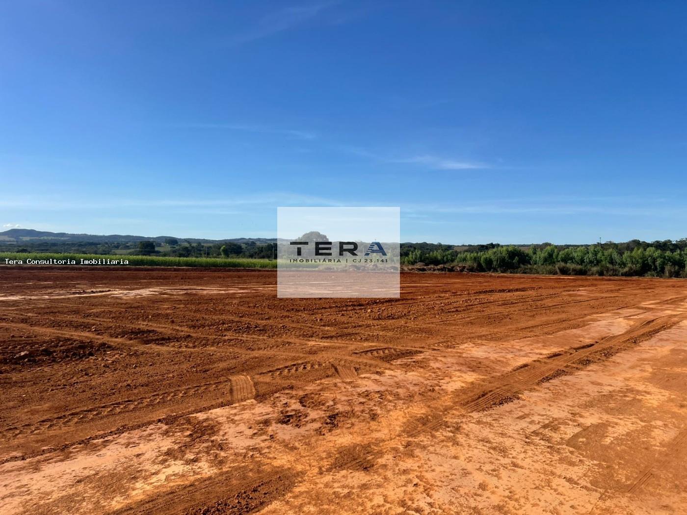 Terreno à venda, 1600m² - Foto 3