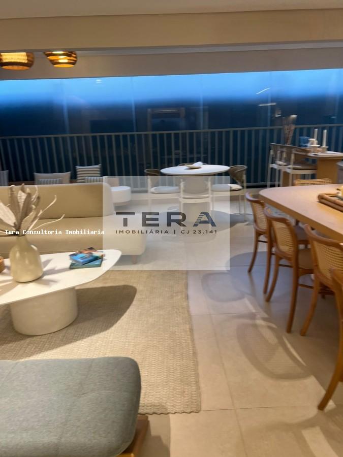 Apartamento, 3 quartos, 130 m² - Foto 2